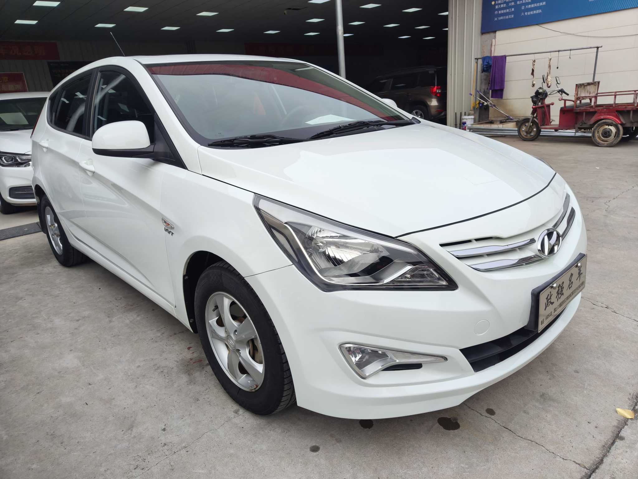 Hyundai Reina Hatchback 2016 #8 Hyundai Reina Hatchback 2016 car image #8