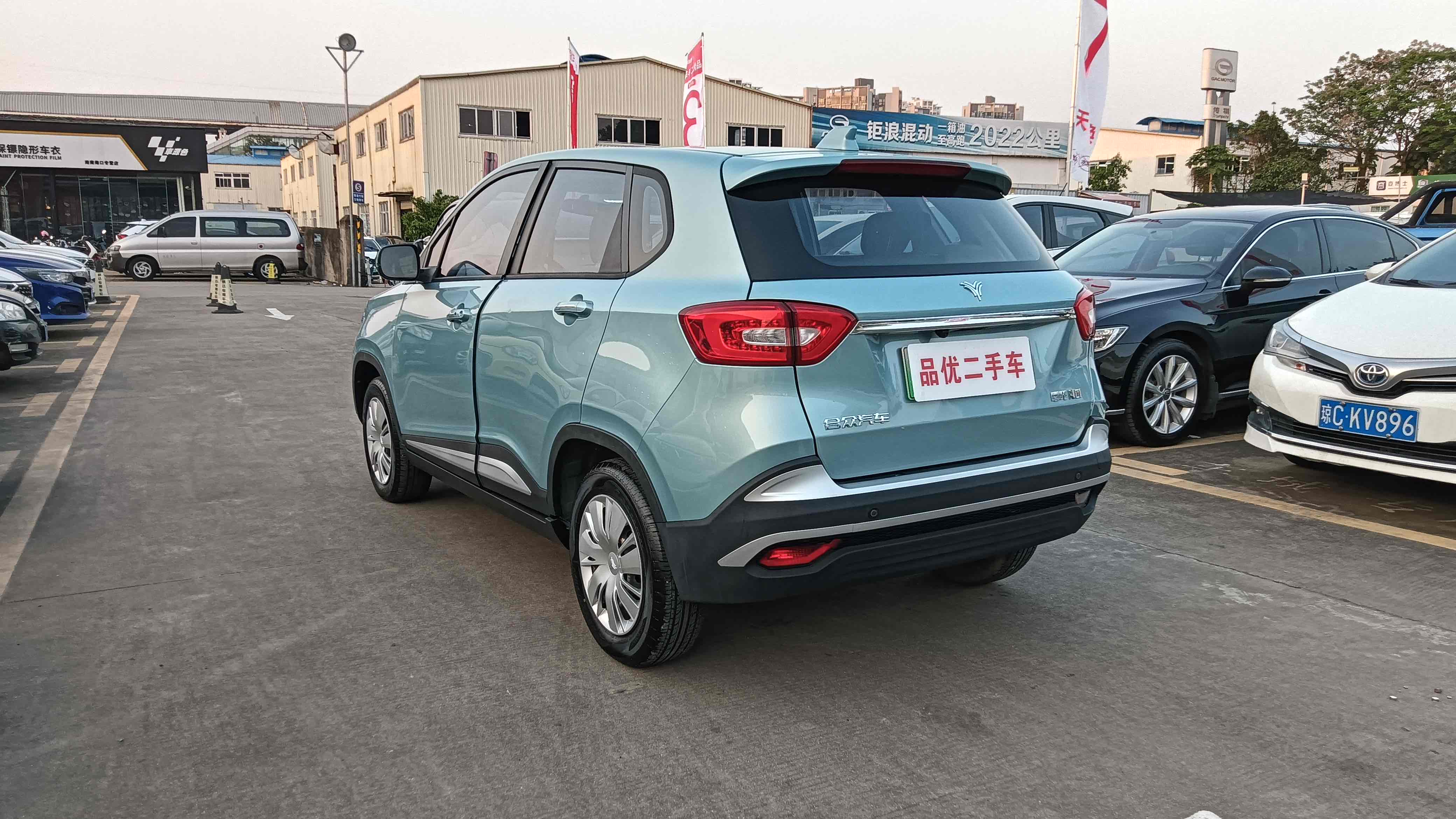 哪吒汽车 哪吒N01 2021 汽车图片 #8