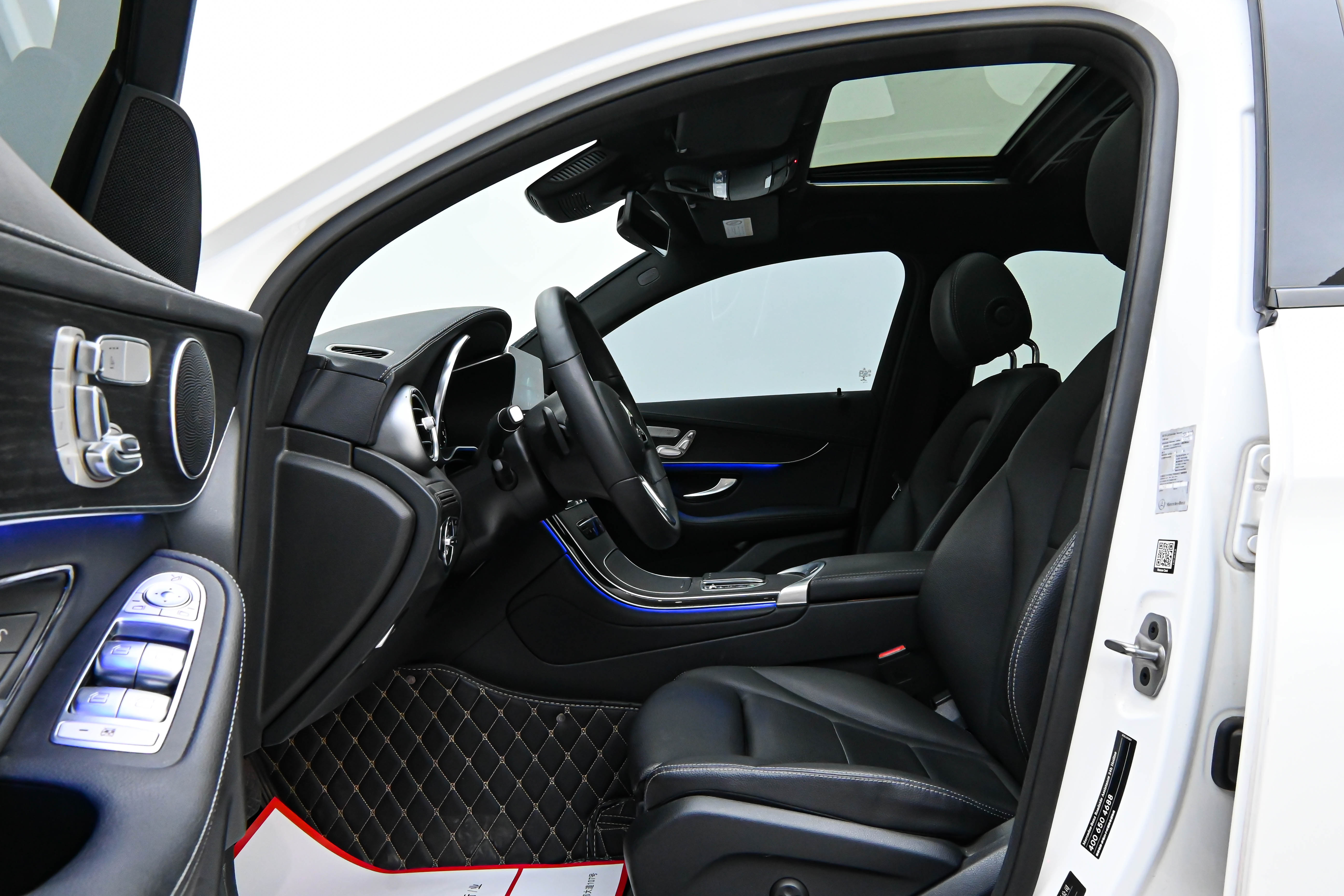 Mercedes-Benz GLC Coupe 2021 immagine di auto #8