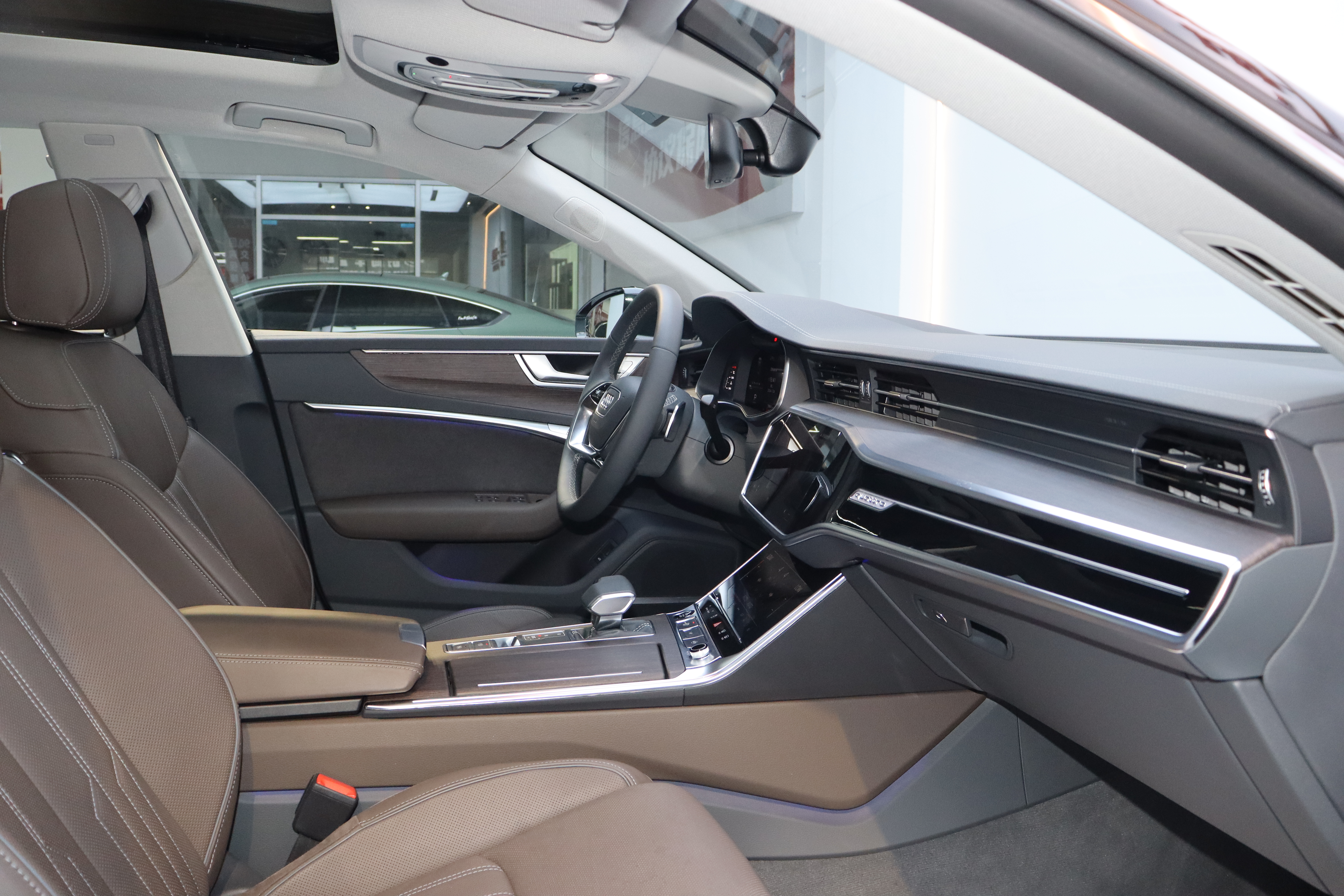 Audi A7L 2022 car image #8