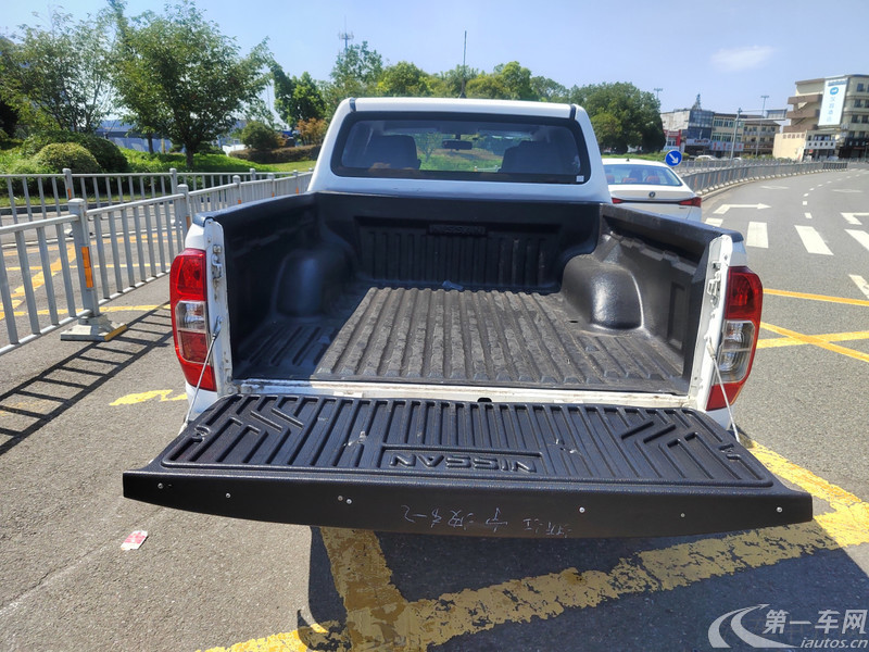 日产 纳瓦拉 2020 汽车图片 #8
