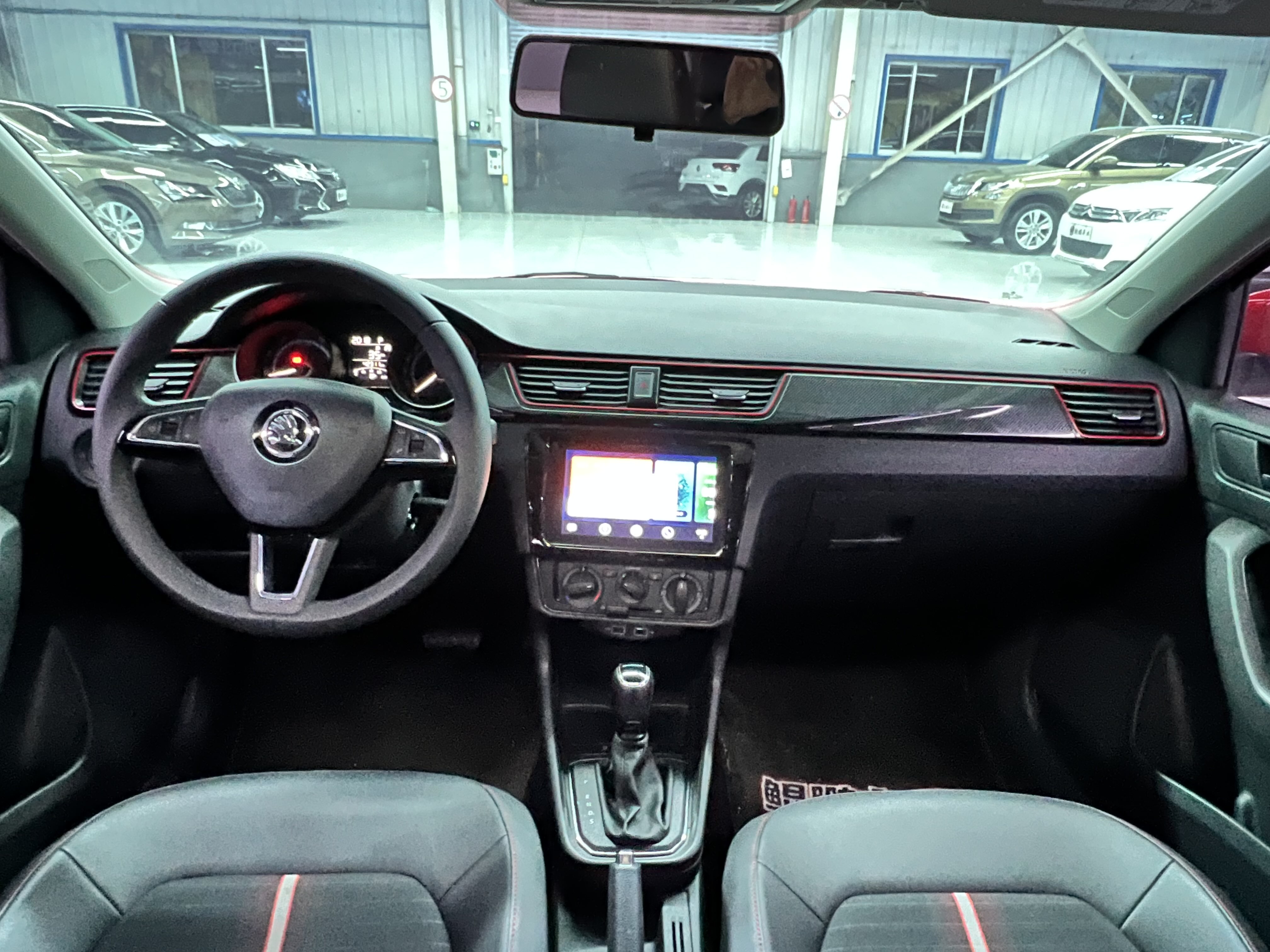 Skoda Rapid Spaceback 2020 immagine di auto #8