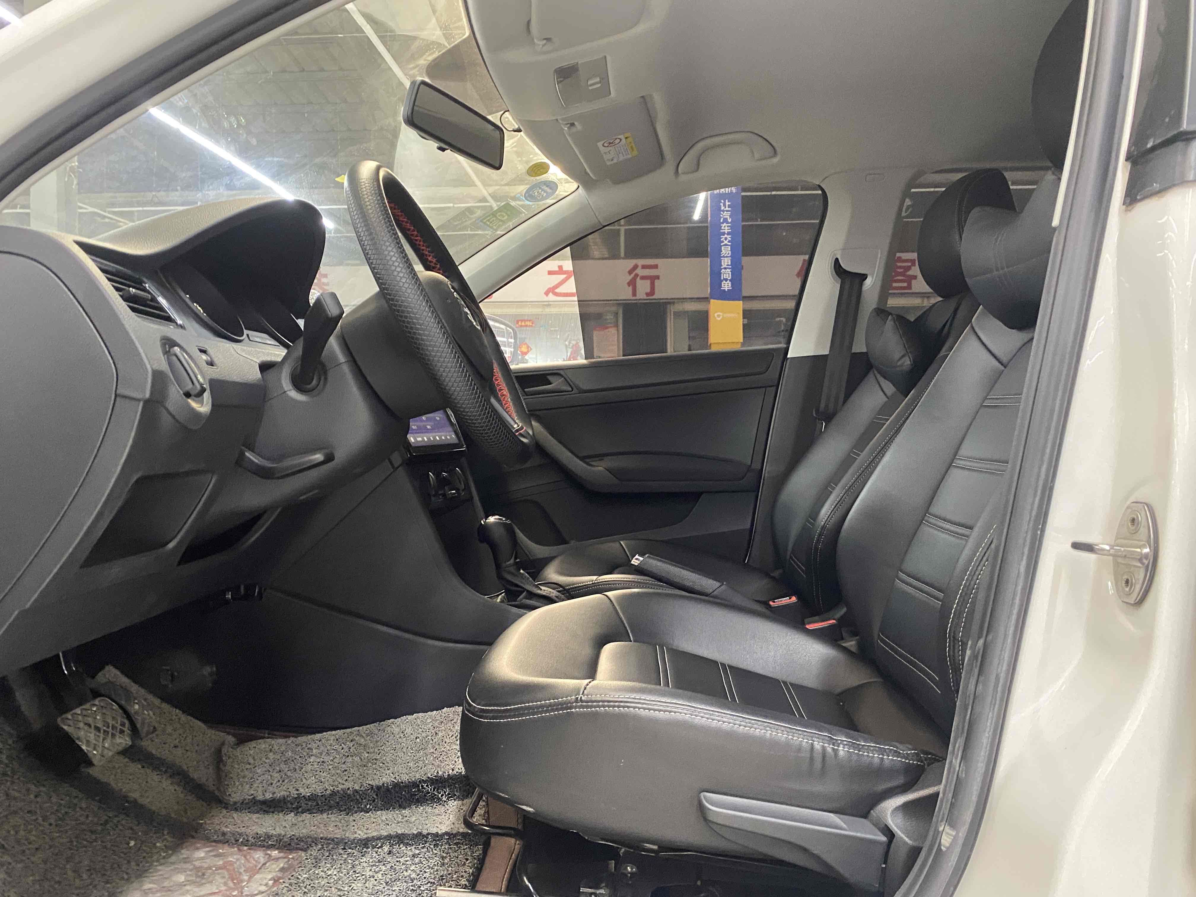 Skoda Rapid Spaceback 2019 car image #8