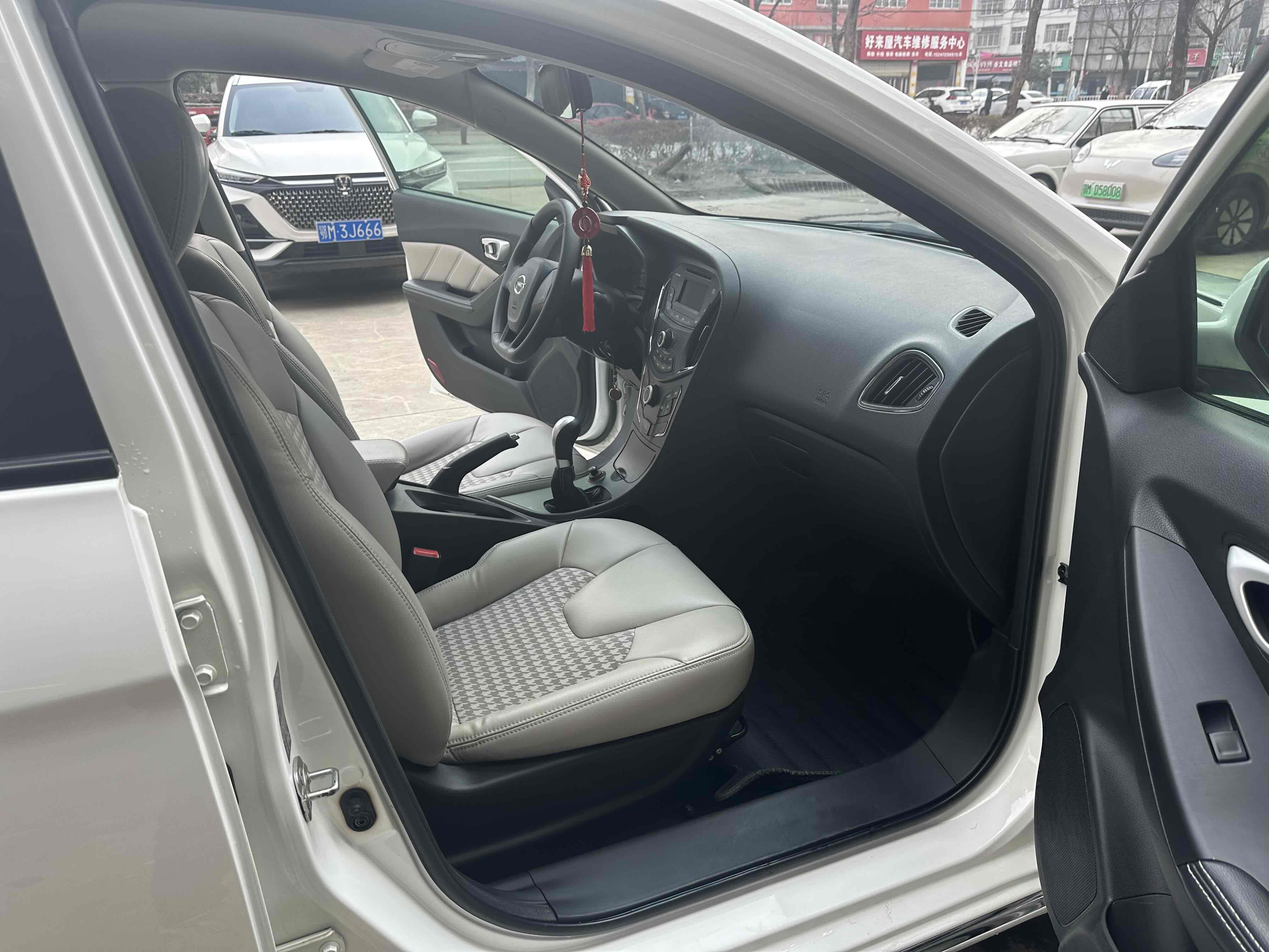 GAC Trumpchi GA3S 2017 car image #8