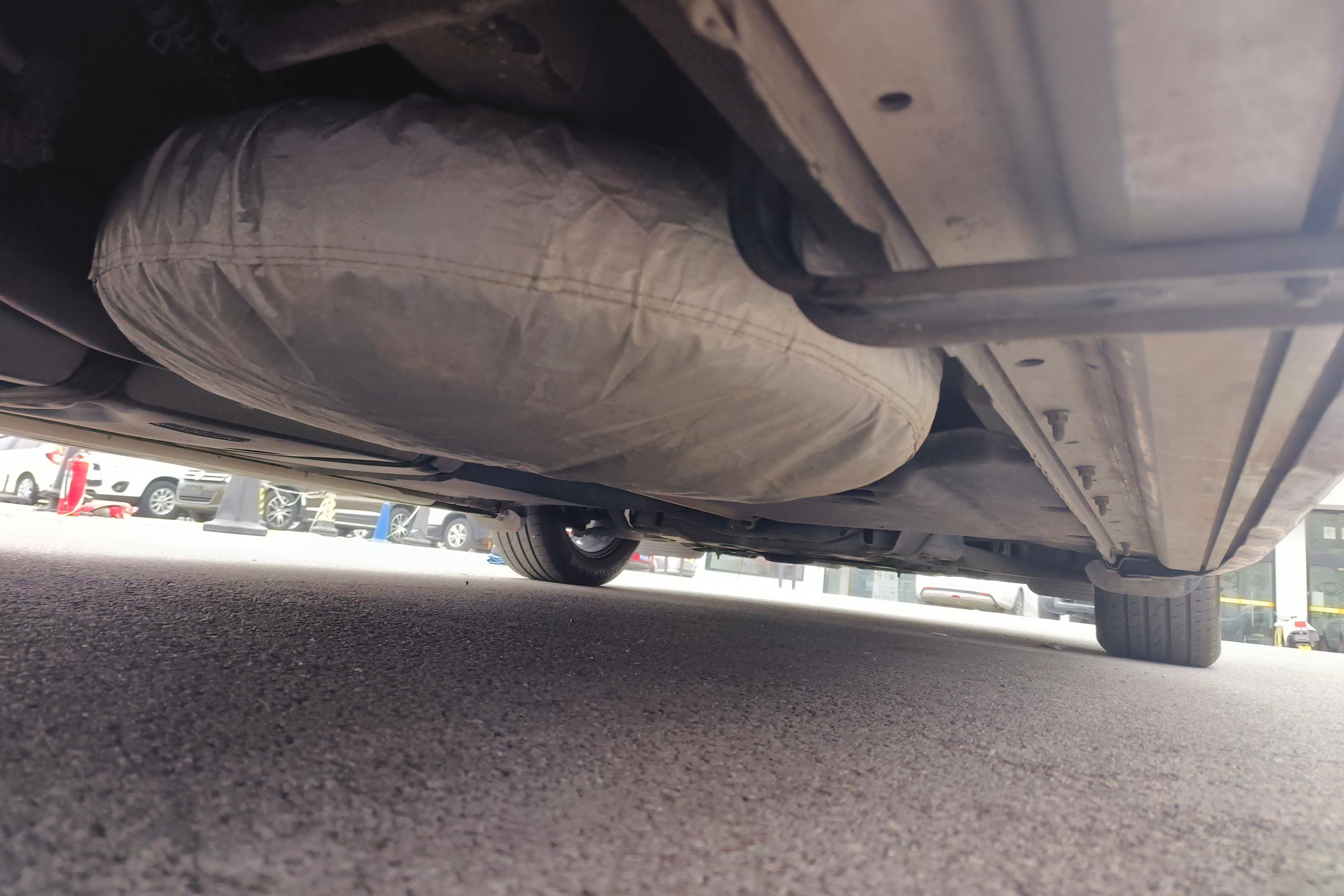 起亚 嘉华 2015 汽车图片 #8