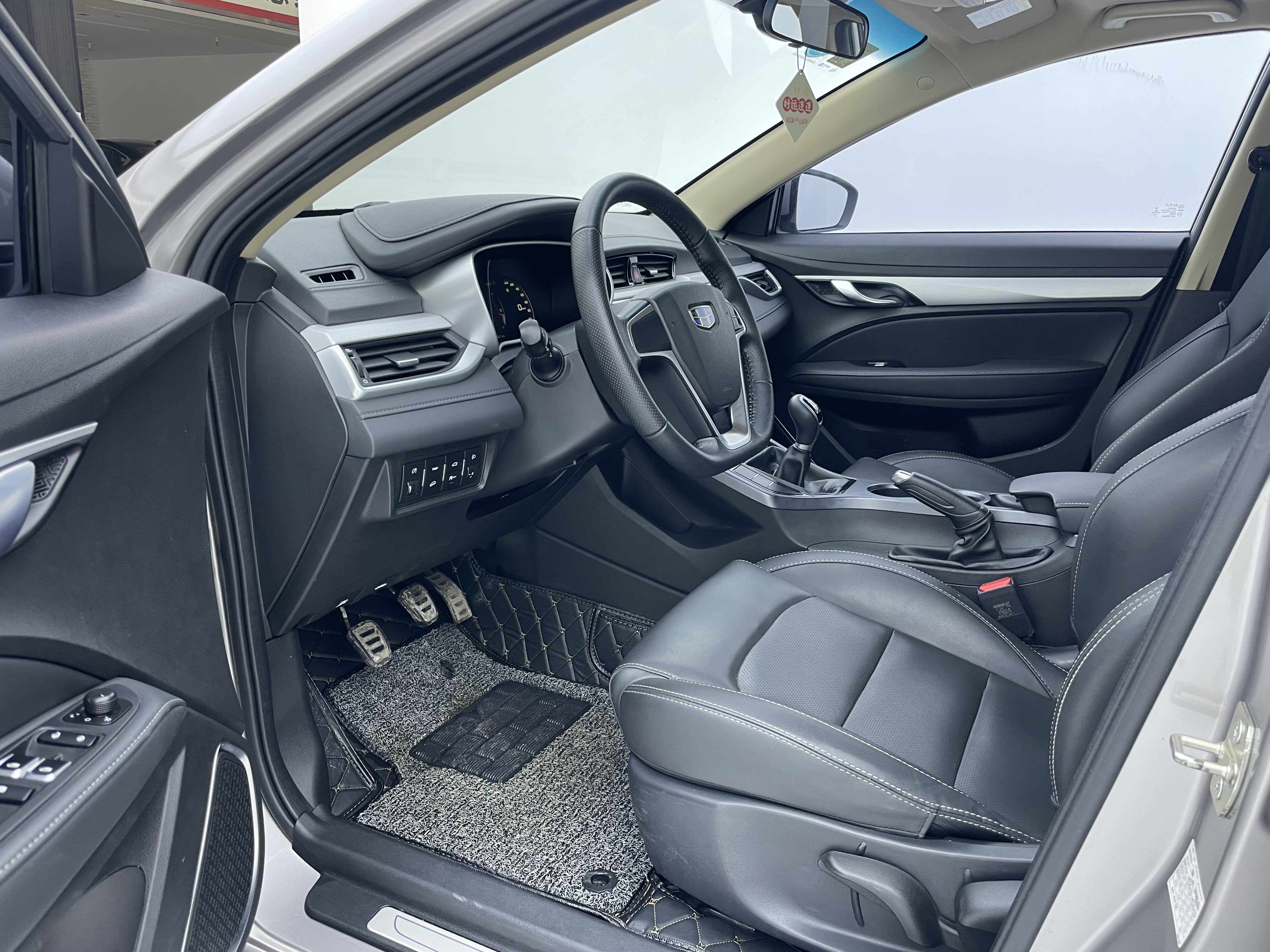 GEELY Vision S1 2018 car image #8