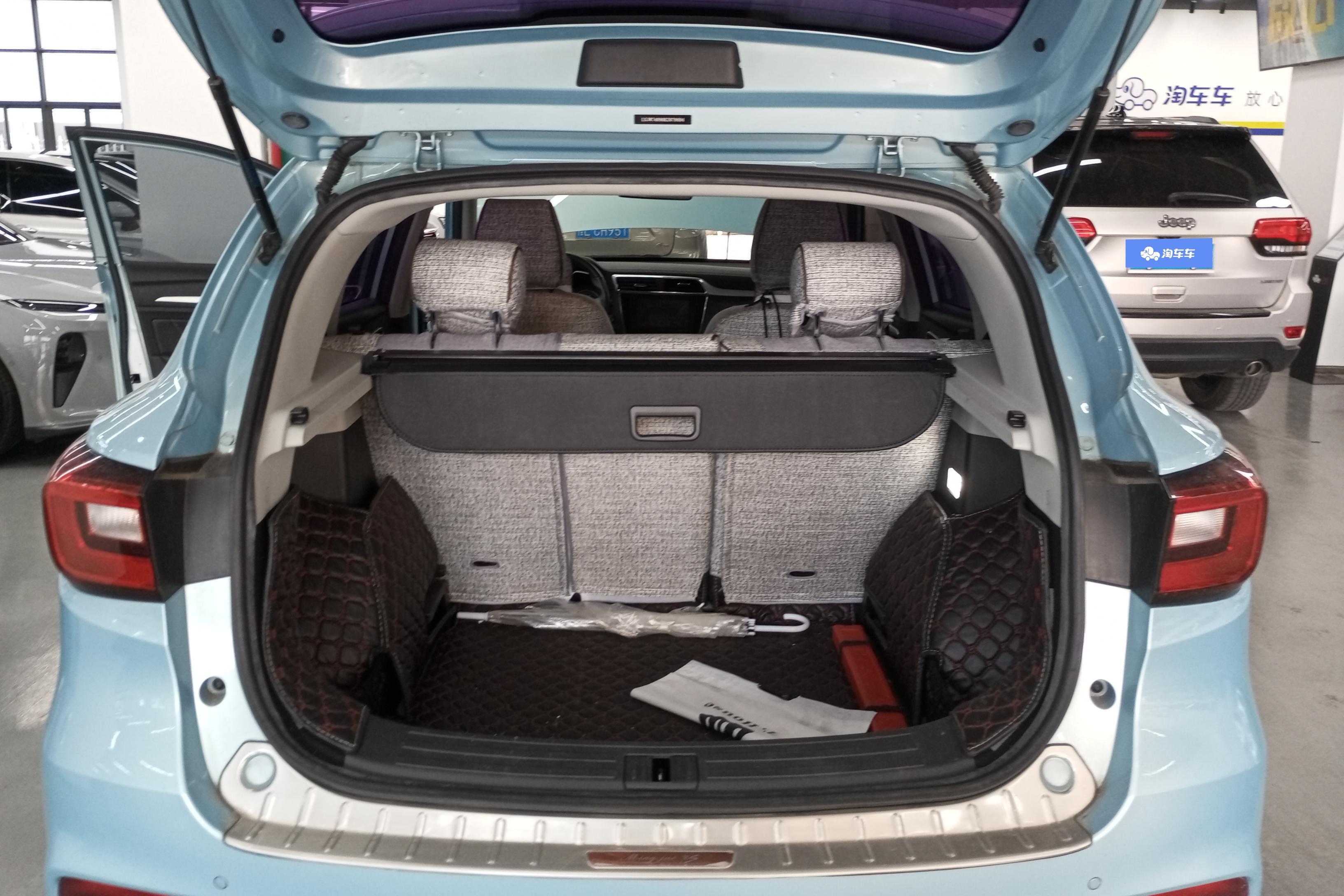 MG EZS Electric 2019 car image #8