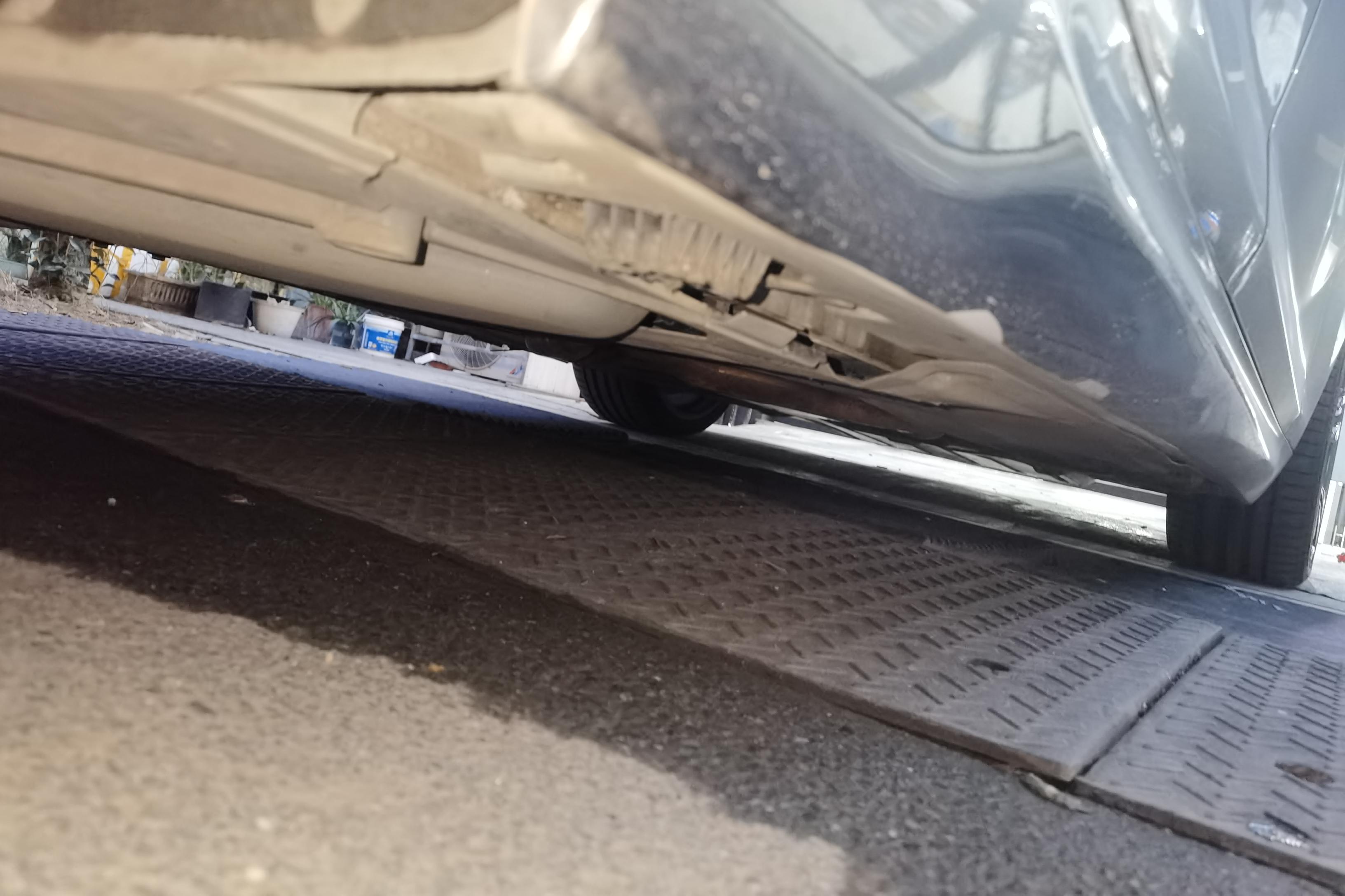 BMW M6 2014 изображение автомобиля #8