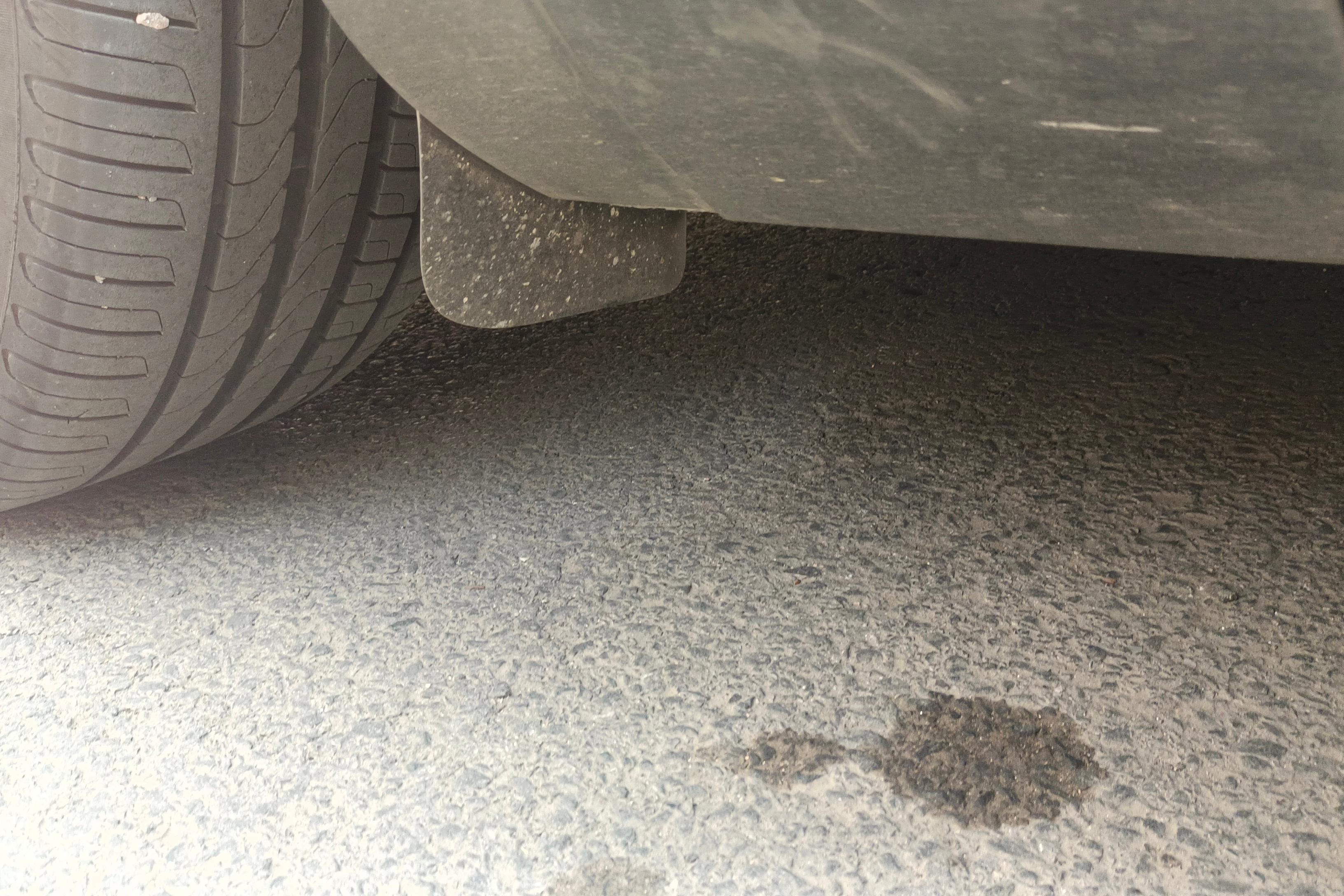 Mercedes-Benz EQC Class 2020 #8 Mercedes-Benz EQC Class 2020 car image #8