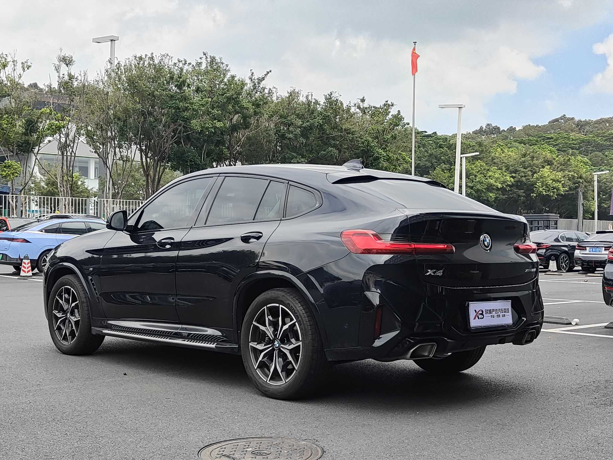 BMW X4 M40i 2022 immagine di auto #8