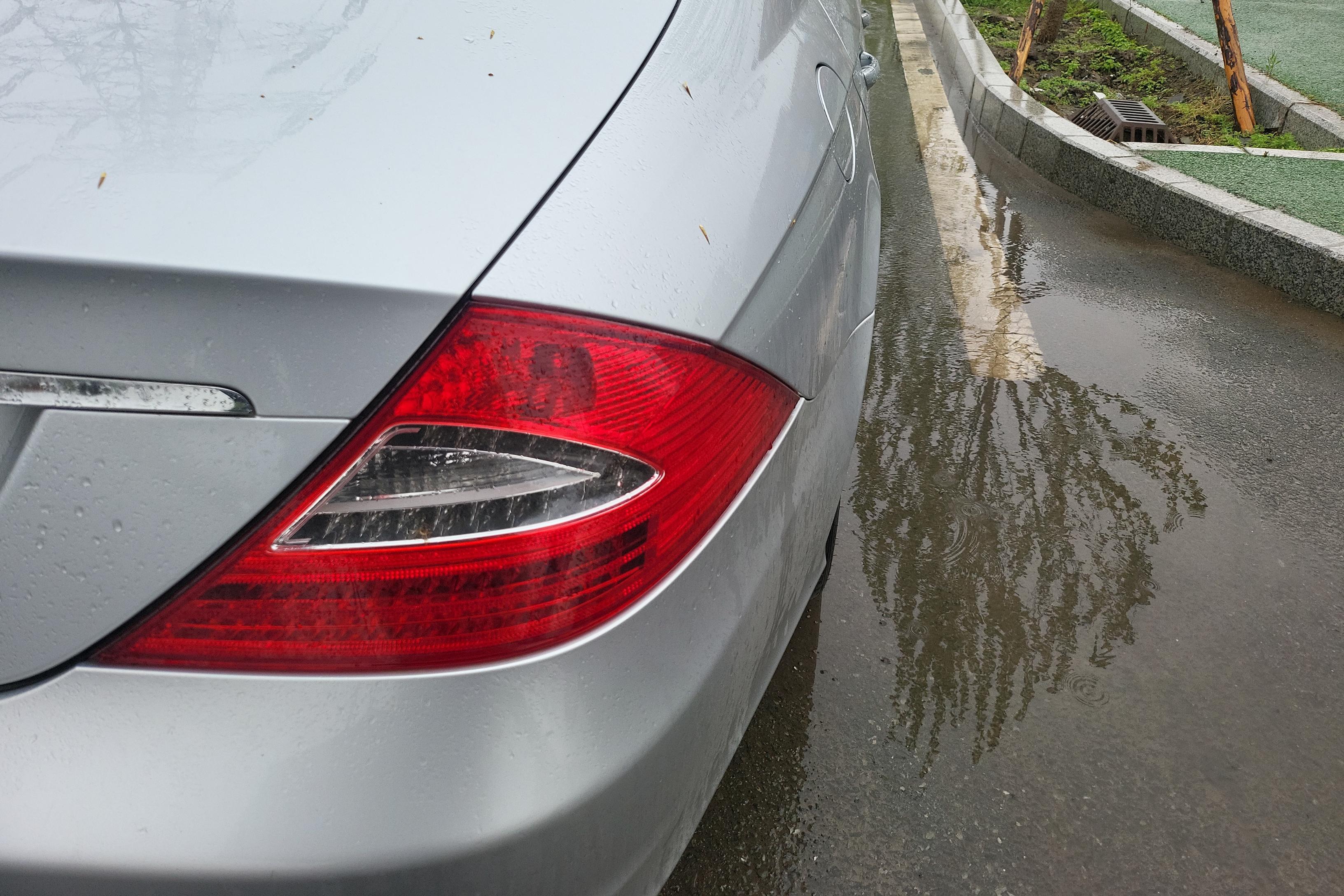 Mercedes-Benz CLS AMG 2010 #8 Mercedes-Benz CLS AMG 2010 car image #8