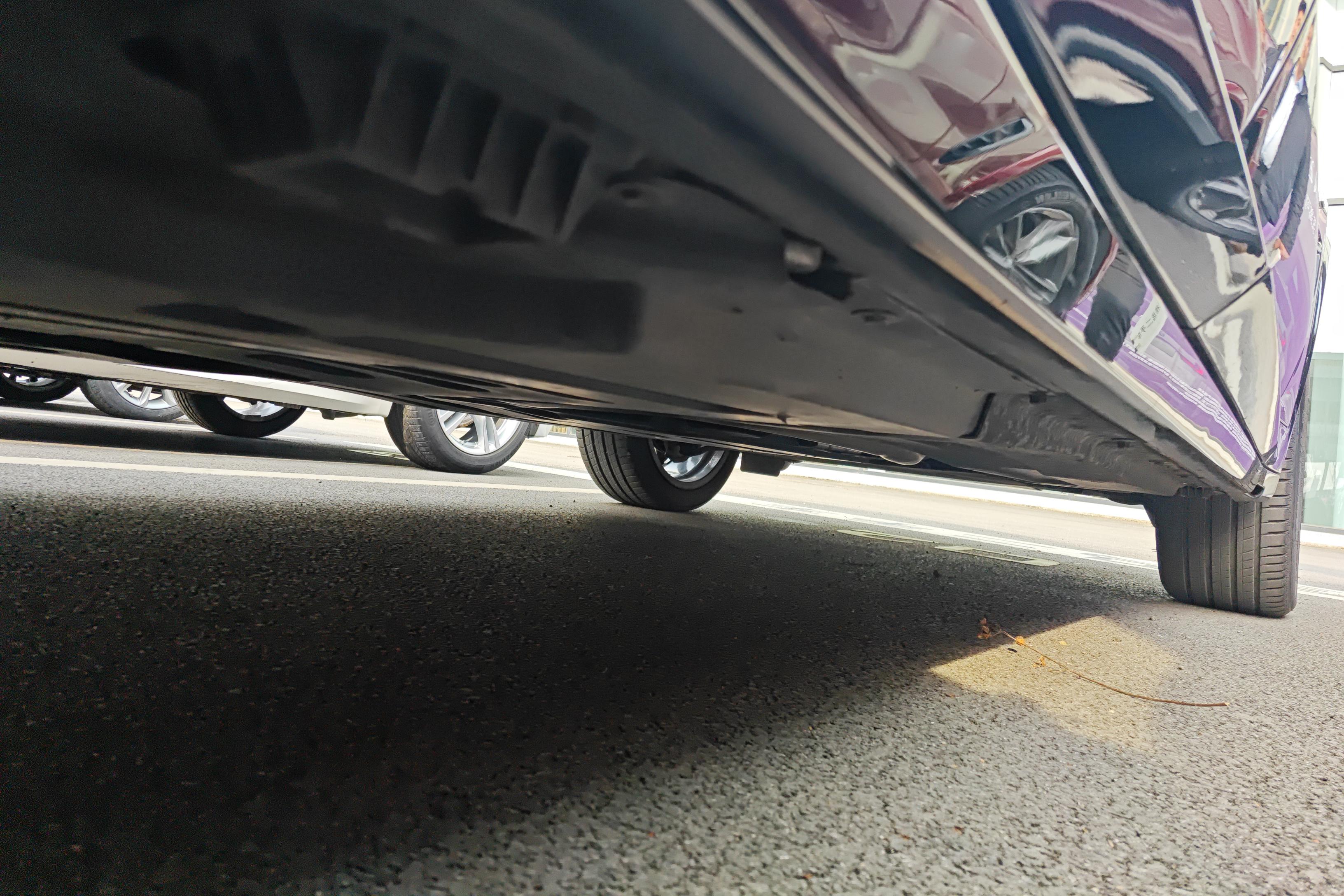 BMW X4 M40i 2023 #8 BMW X4 M40i 2023 car image #8