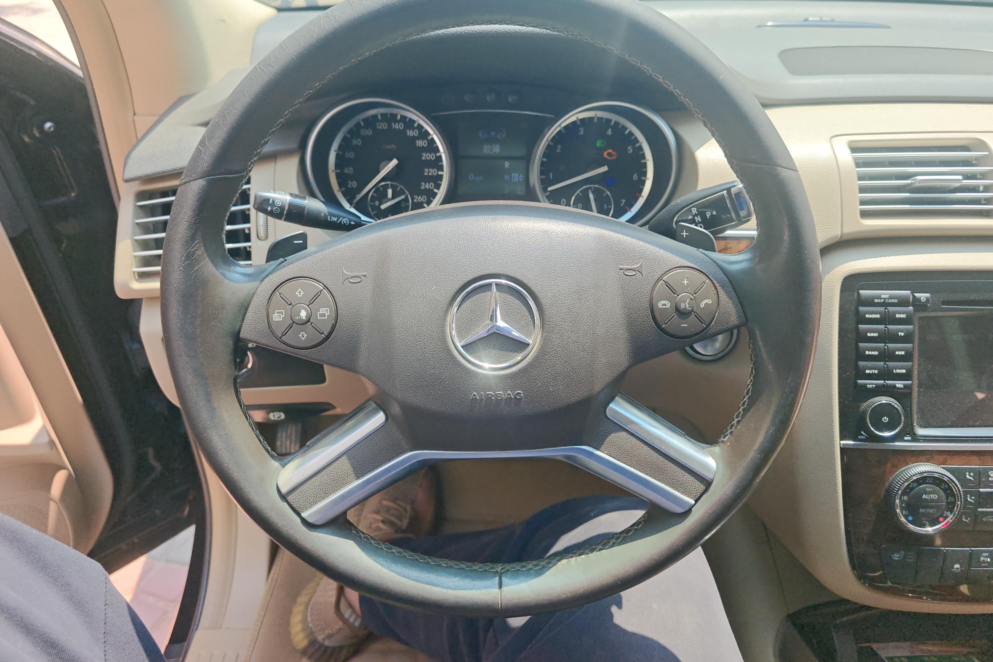 Mercedes-Benz R Class 2012 #8 Mercedes-Benz R Class 2012 car image #8