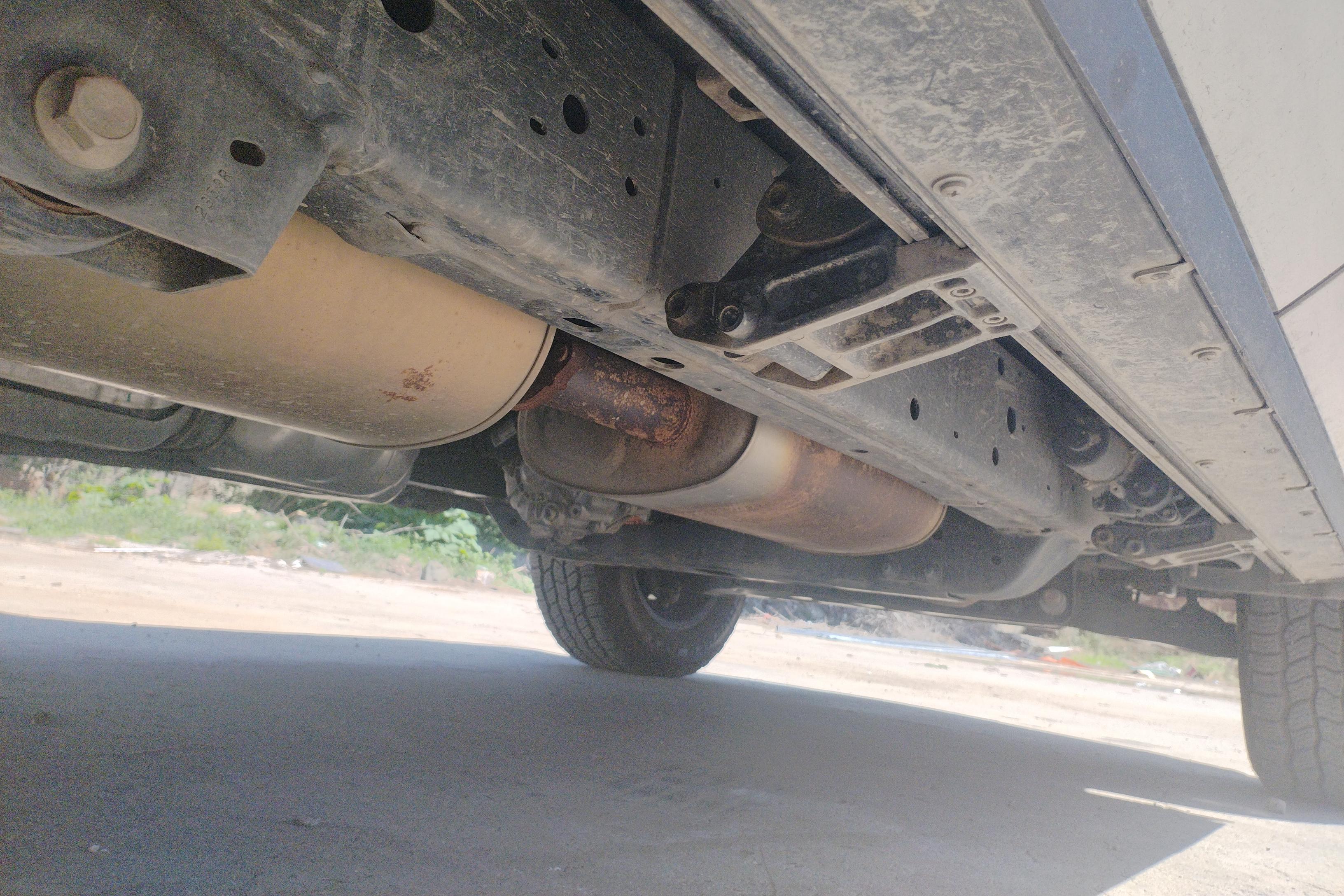 Tank 400 2023 car image #8