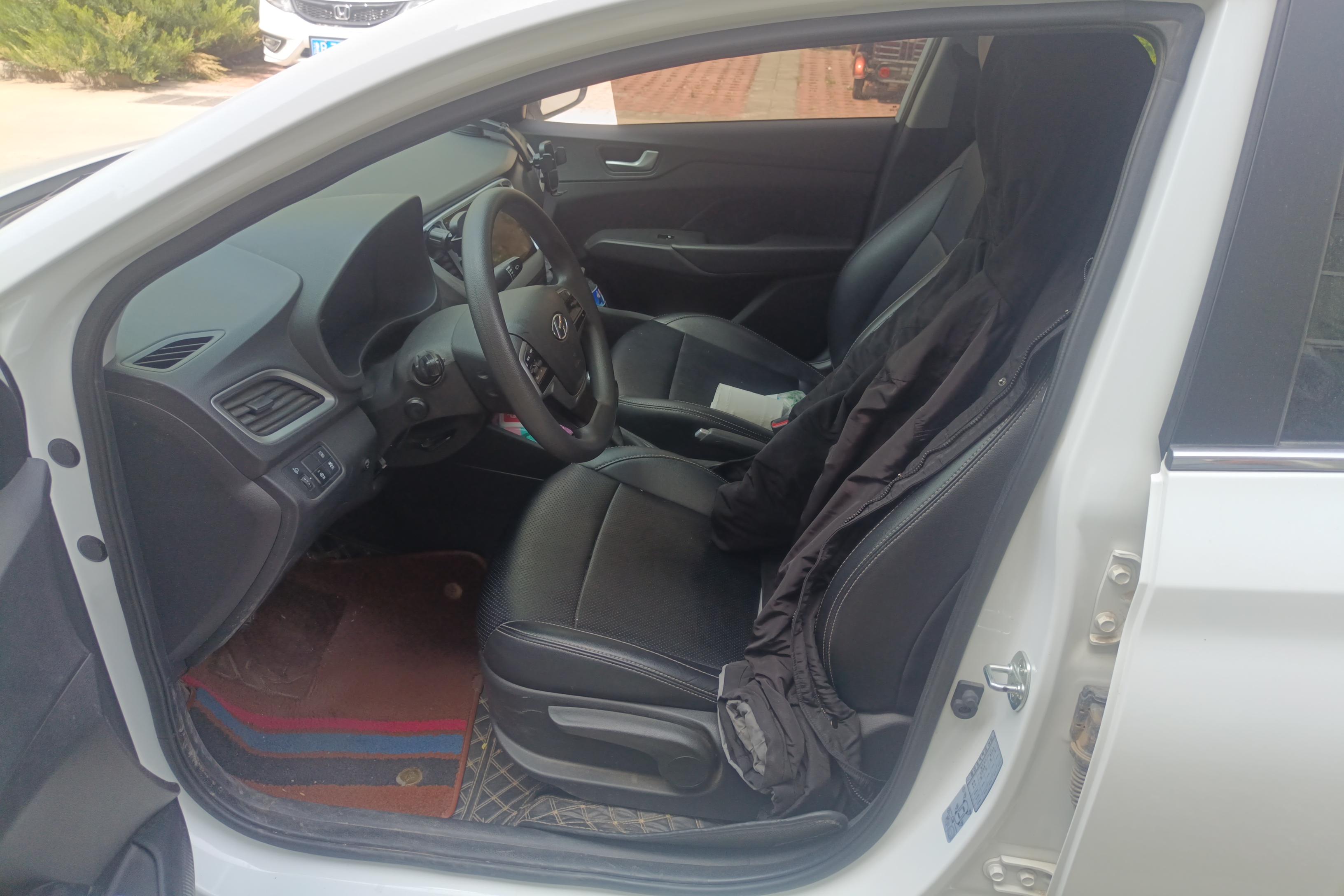 Hyundai Verna 2021 car image #8