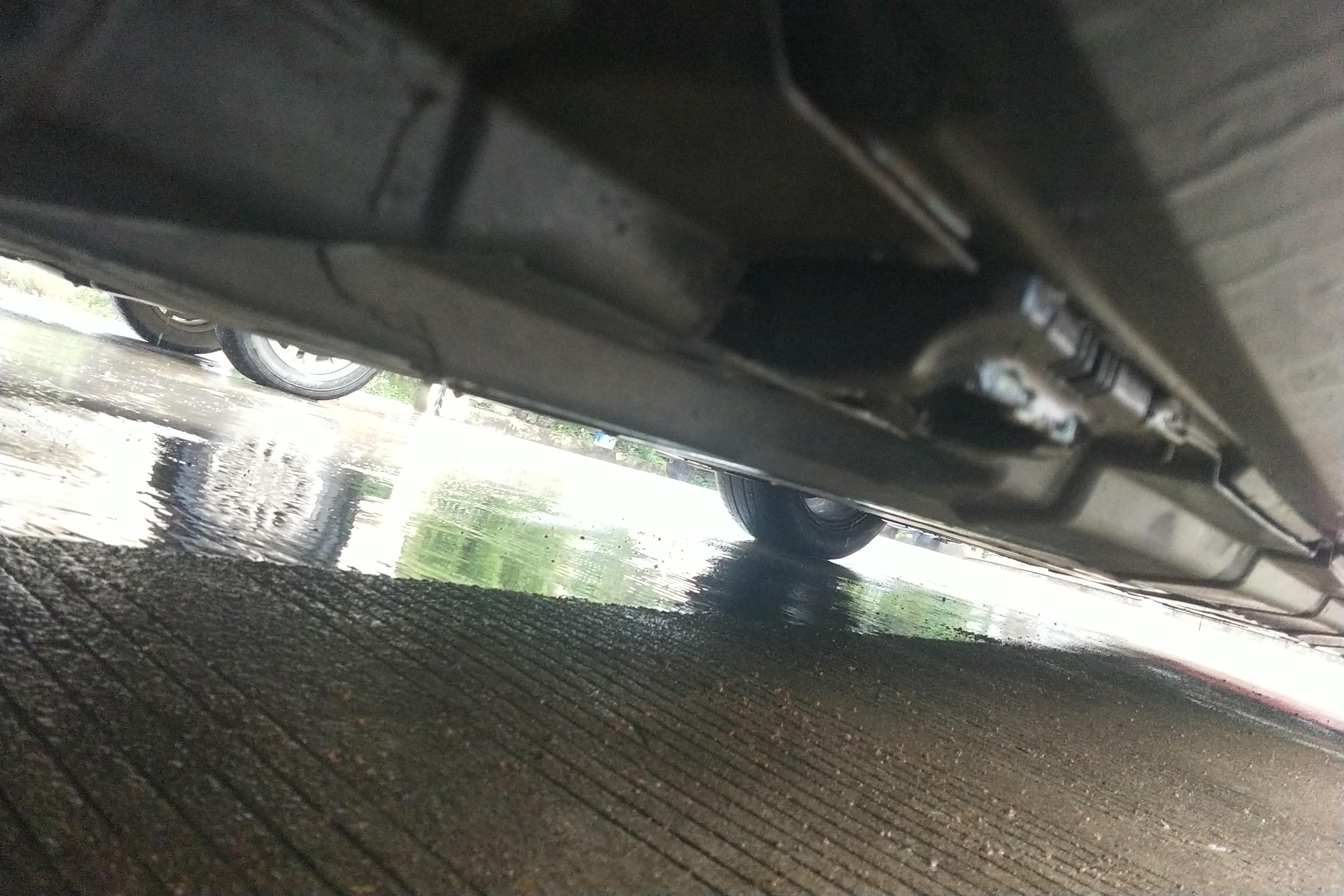 Mercedes-Benz R Class 2009 car image #8