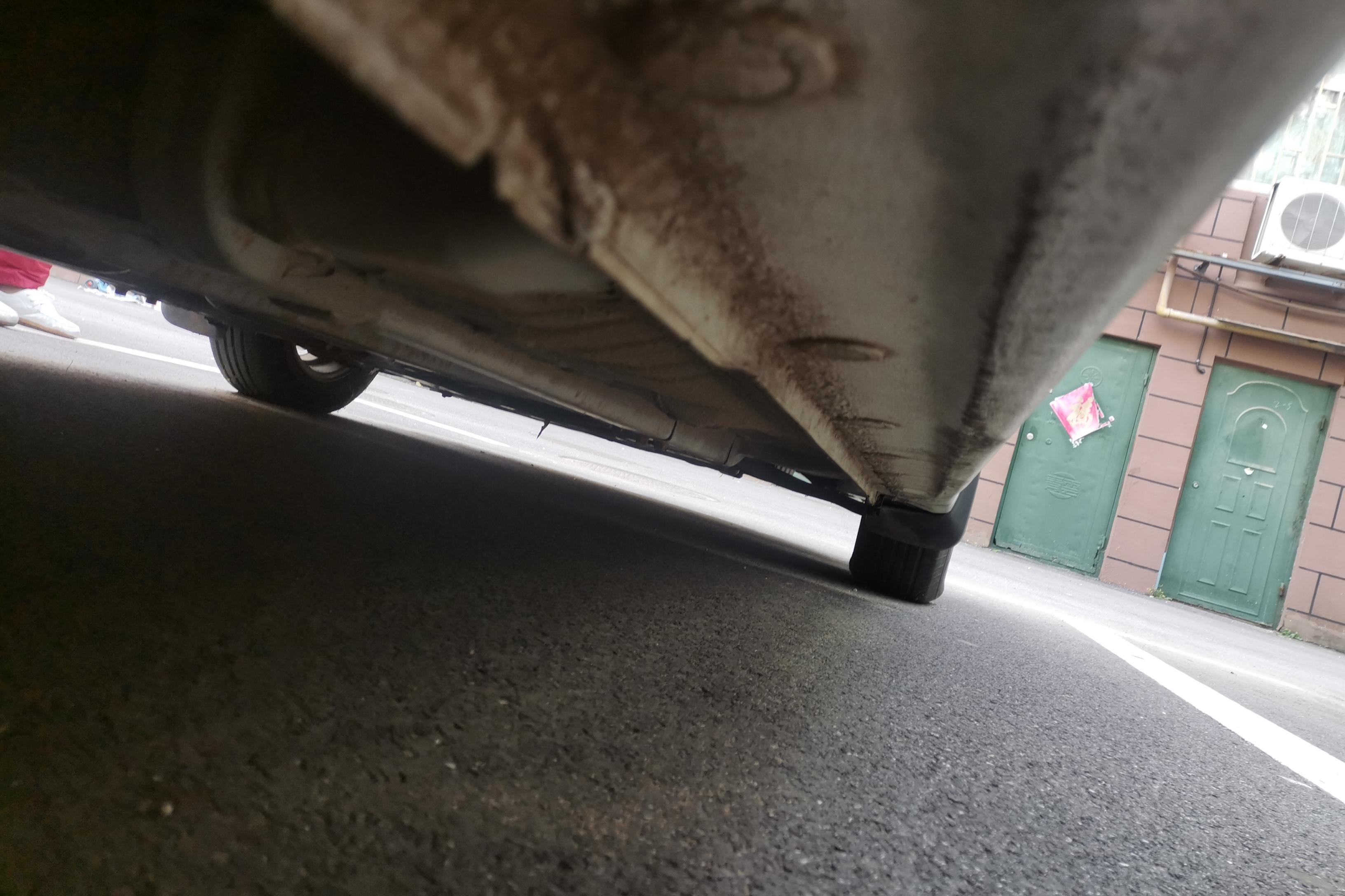 Hyundai Reina 2015 car image #8