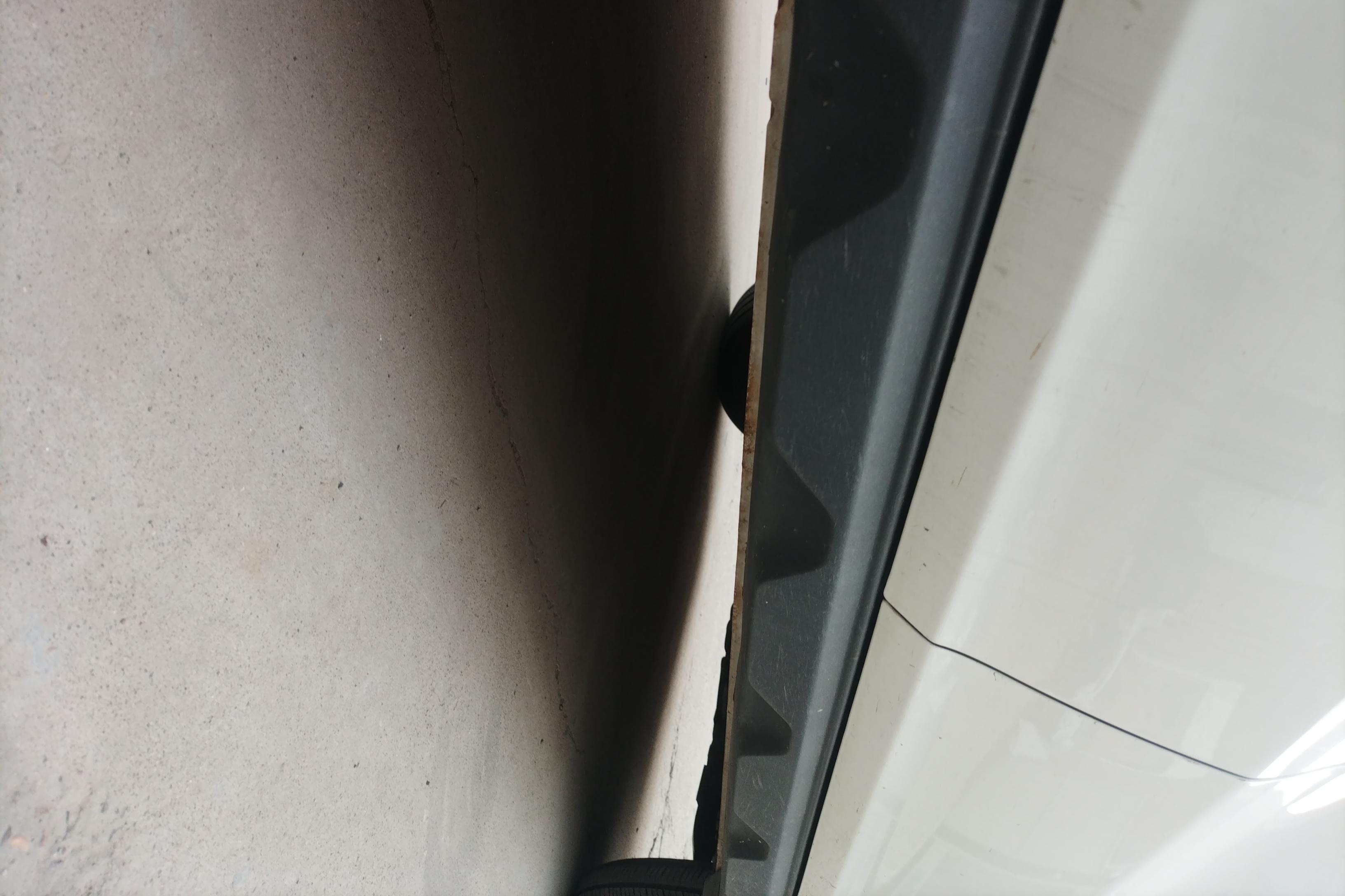 GEELY Vision 2020 car image #8