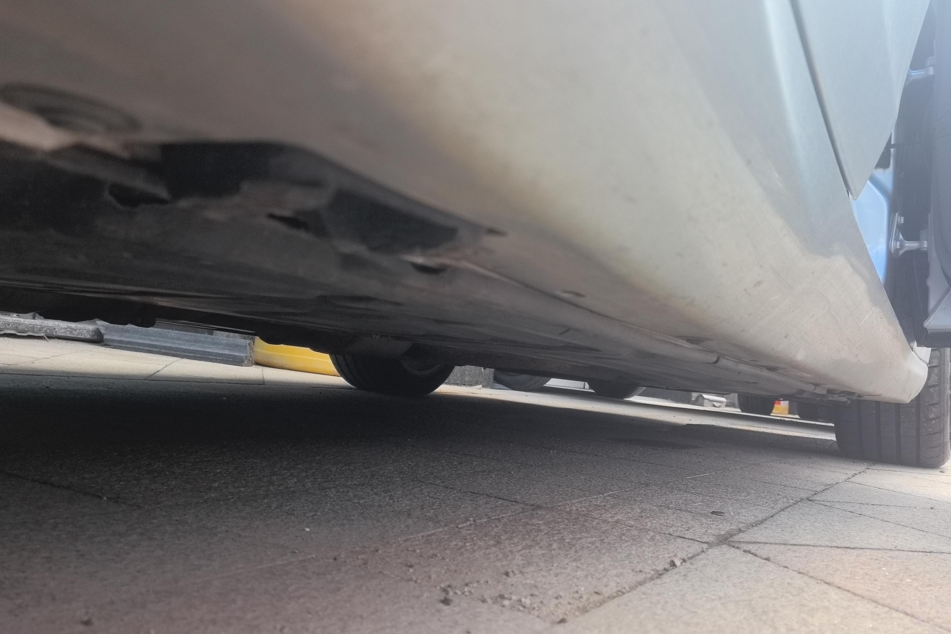 Mercedes-Benz CLS AMG 2010 car image #8