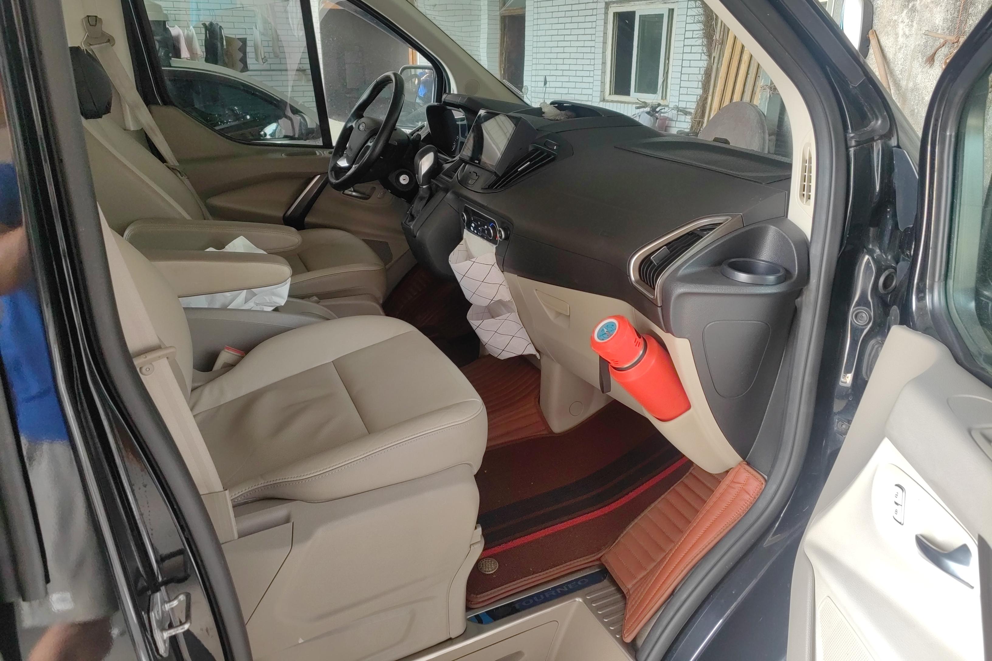 Ford Tourneo 2017 #8 Ford Tourneo 2017 car image #8