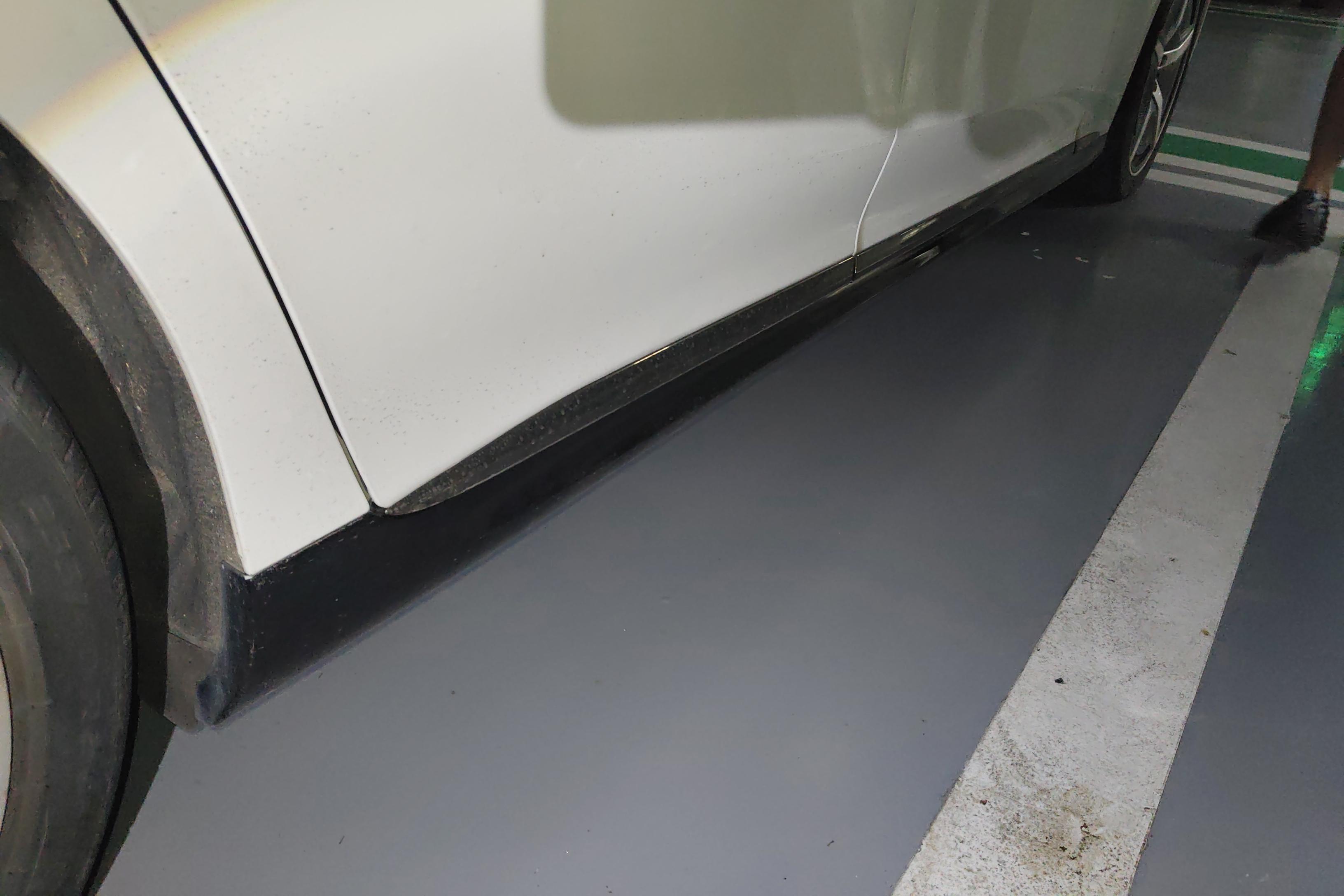 Mercedes-Benz EQE SUV AMG 2022 car image #8