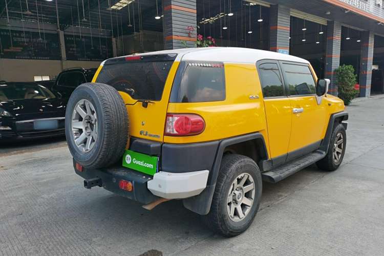 Toyota FJ Cruiser 2019 #8 Toyota FJ Cruiser 2019 صورة سيارة #8