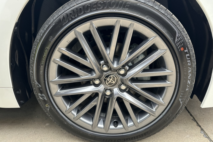 Toyota Lingshang imagen de coche #8