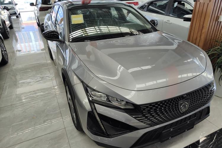 Peugeot 408X car image #8