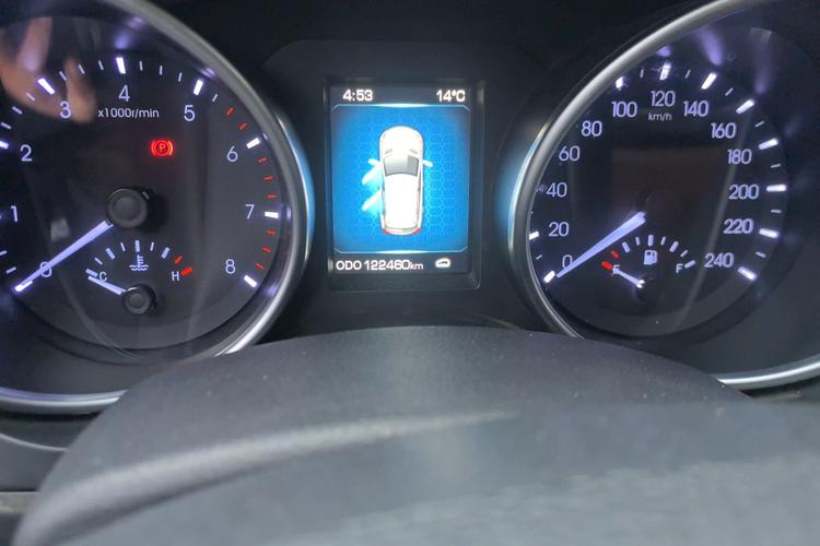 Haval H8 2016 #8 Haval H8 2016 car image #8