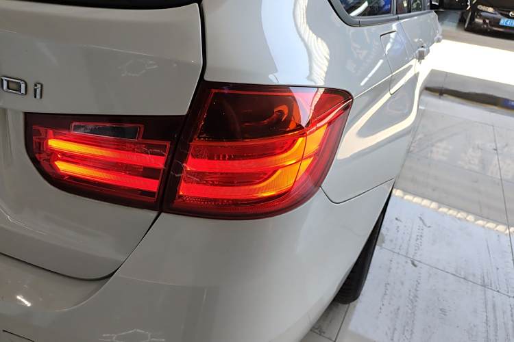 BMW 3 Series (Imported) 2016 #8 BMW 3 Series (Imported) 2016 imagen de coche #8