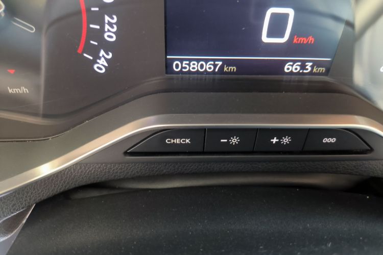 Citroen C5 2018 imagem de carro #8