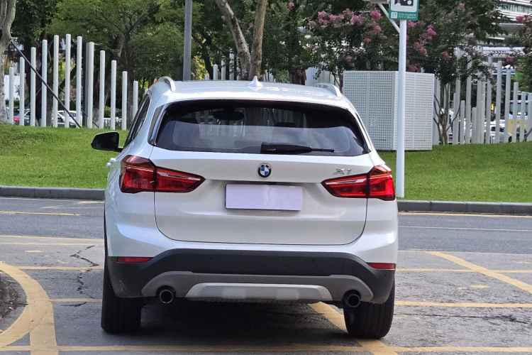 BMW X1 M35Li 2017 car image #8