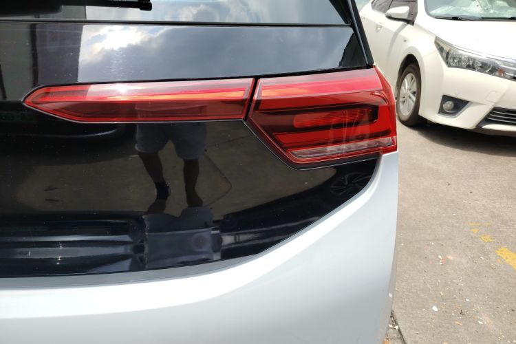 Volkswagen ID.3 2023 #8 Volkswagen ID.3 2023 car image #8