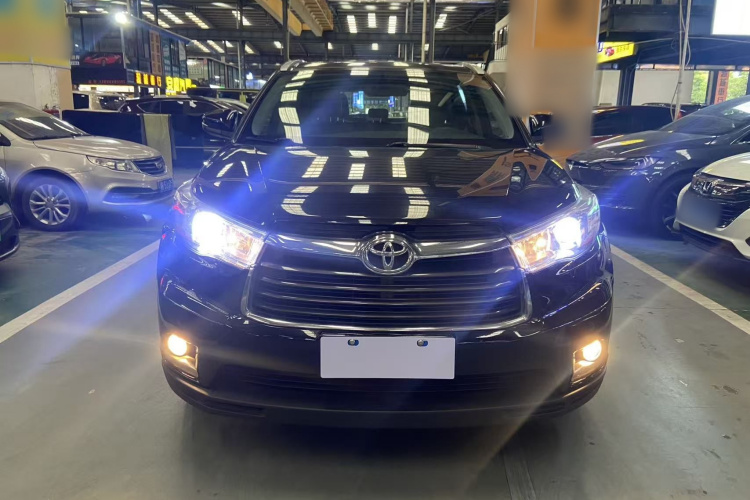 Toyota Highlander (Imported) 2018 #8 Toyota Highlander (Imported) 2018 immagine di auto #8