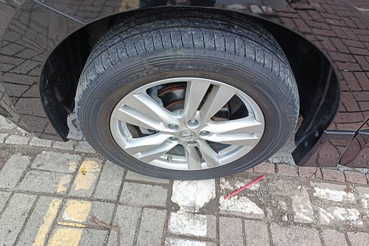 日产 贵士 2016 汽车图片 #8