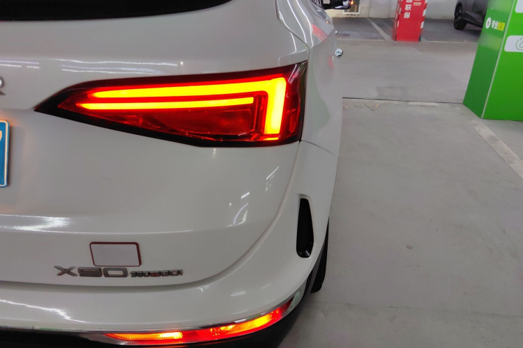 Jetour X90 2019 #8 Jetour X90 2019 car image #8