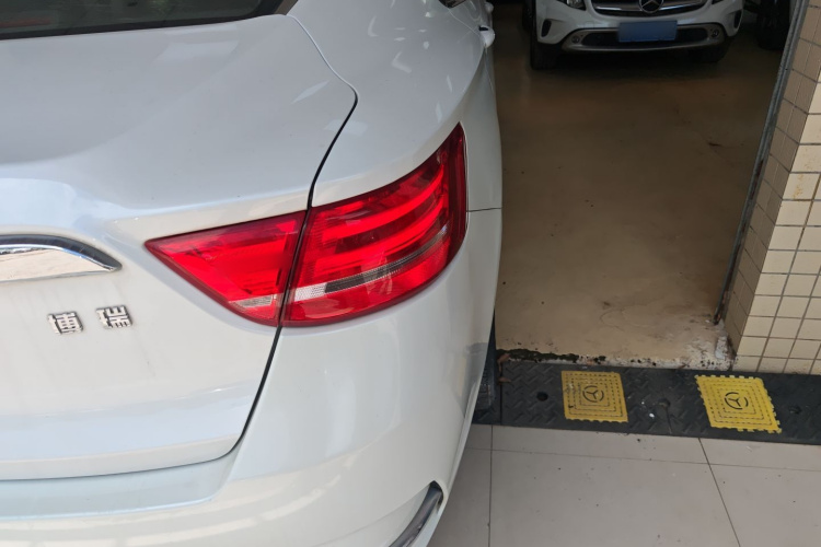 GEELY Ulion 2017 #8 GEELY Ulion 2017 immagine di auto #8