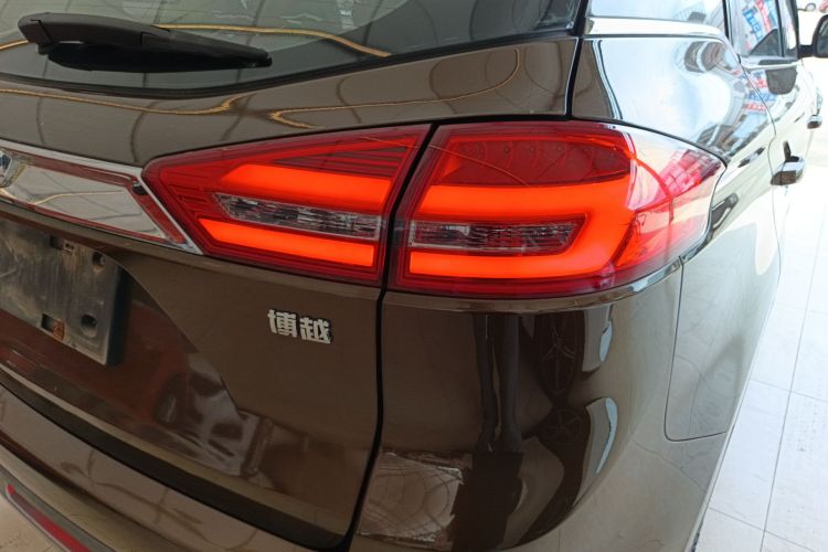 GEELY Boyue 2017 #8 GEELY Boyue 2017 immagine di auto #8