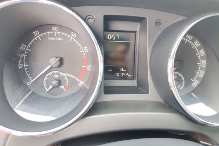 Skoda Yeti (Imported) 2015 car image #8