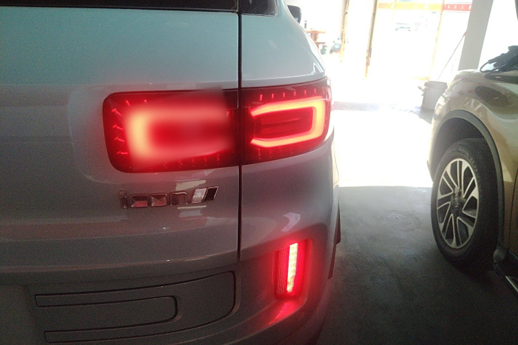 GEELY ICON 2022 #8 GEELY ICON 2022 car image #8