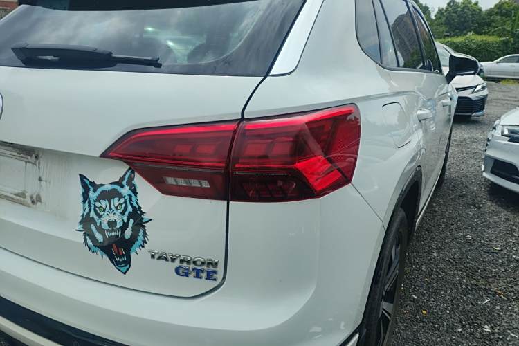 Volkswagen Tayron GTE 2021 car image #8