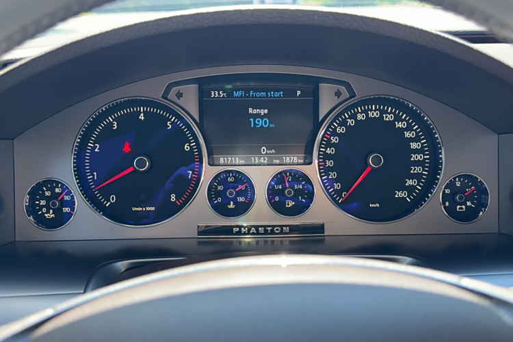 Volkswagen Pheaton 2016 imagen de coche #8