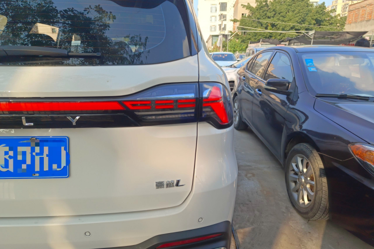 GEELY Okavango L 2024 car image #8