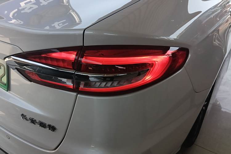 Ford Mondeo New Energy 2020 car image #8