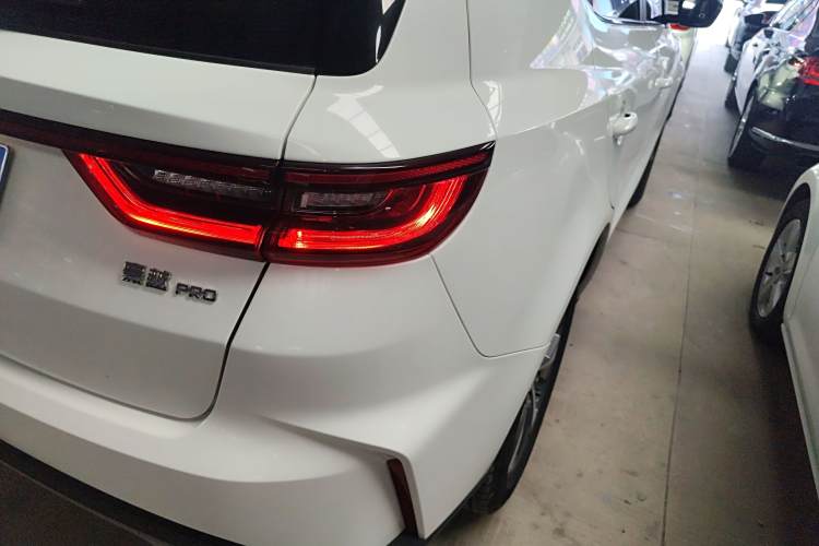 GEELY OkavangoPRO 2024 car image #8