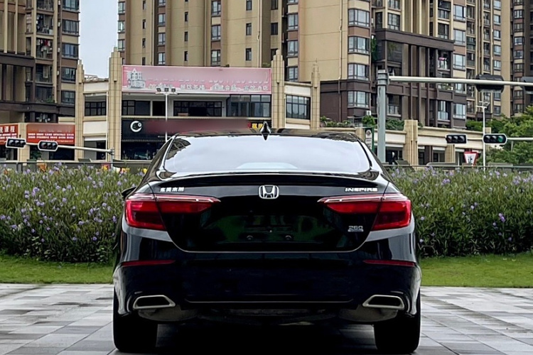 Honda Inspire 2022 car image #8