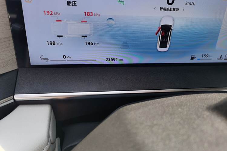 GEELY PrefaceL 2023 imagem de carro #8