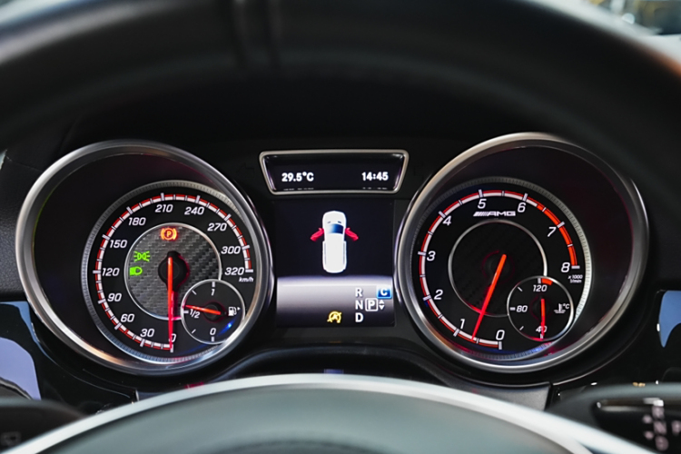 Mercedes-Benz GLS AMG 2016 imagem de carro #8