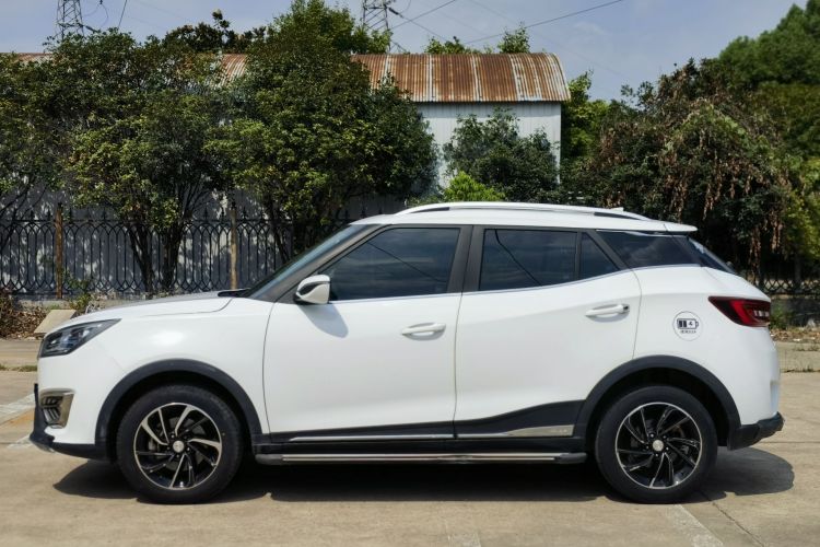 Zotye T300 2018 изображение автомобиля #8