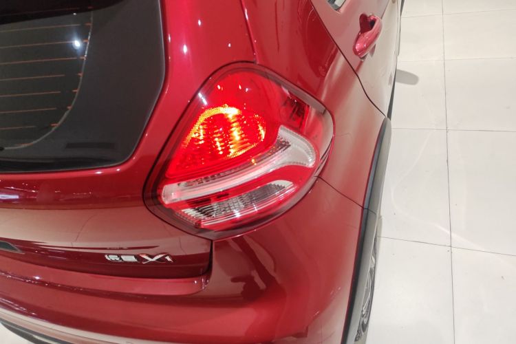 GEELY Vision X1 2018 car image #8